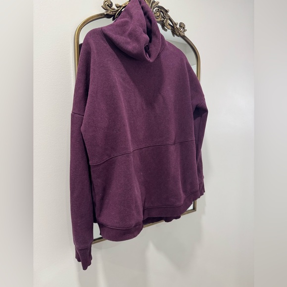 Athleta Tops - Athleta Maroon Sweatshirt